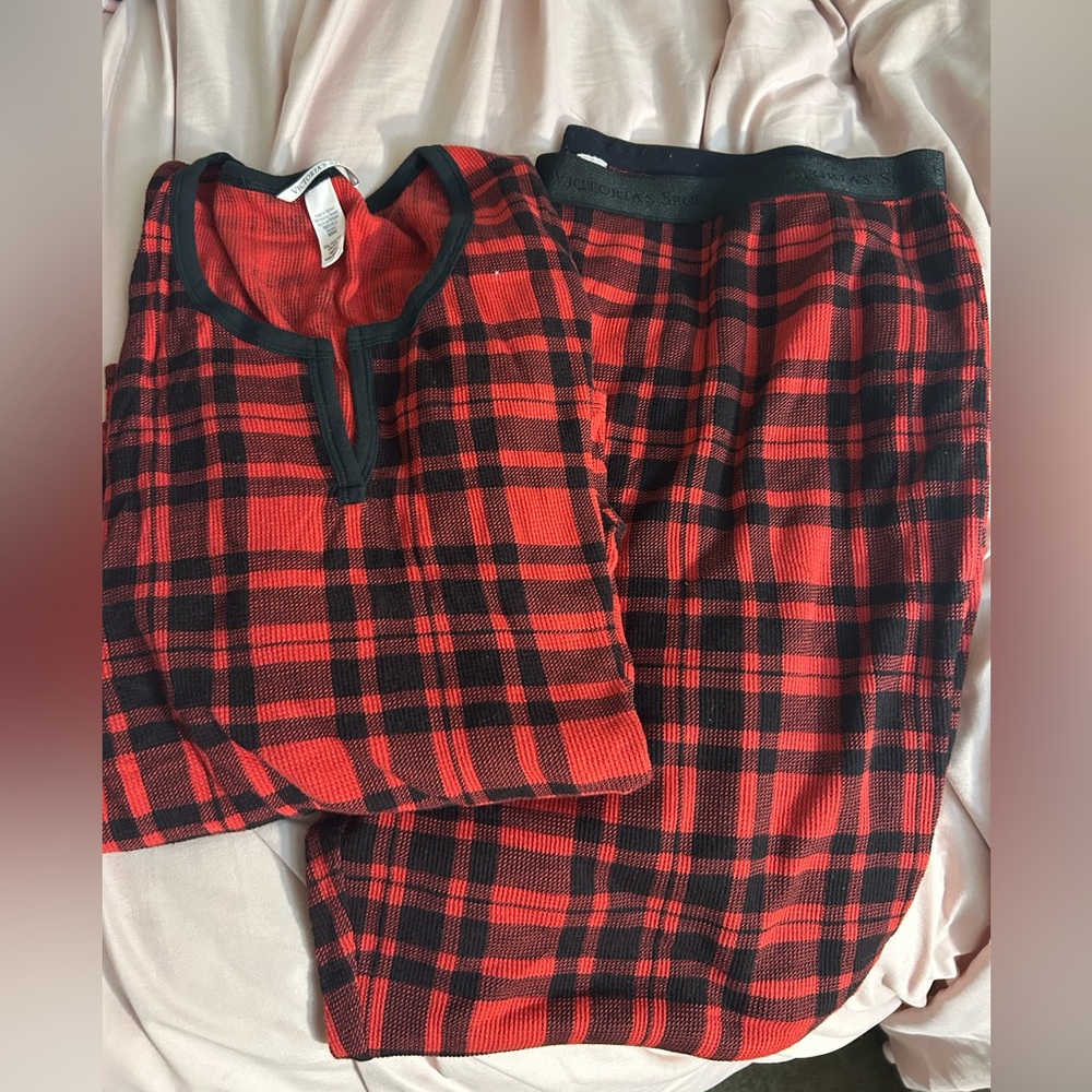*NWOT* Victoria's Secret thermal pajama set